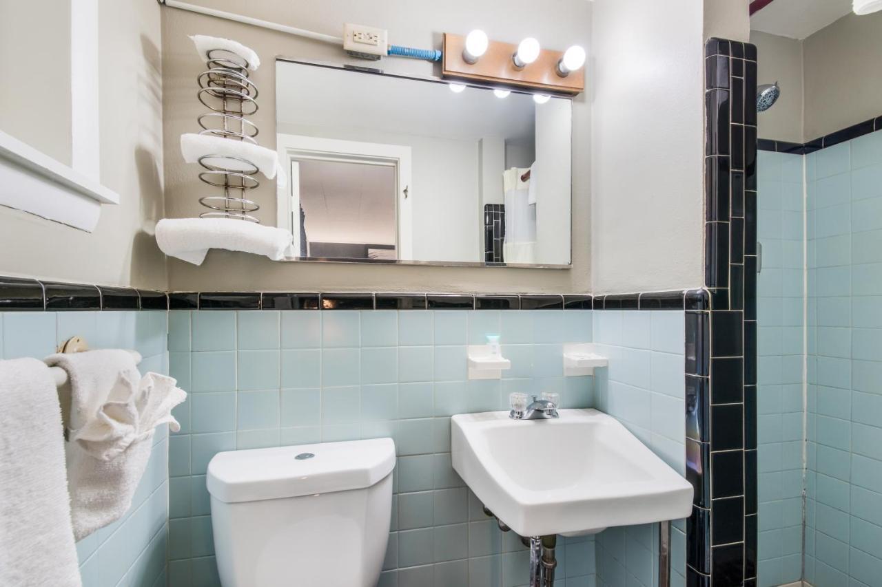 Highland Inn New Cumberland Ngoại thất bức ảnh
