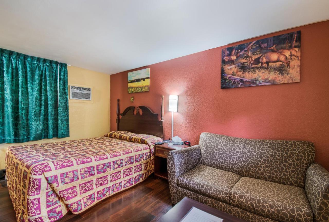 Highland Inn New Cumberland Ngoại thất bức ảnh