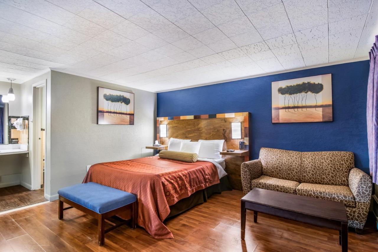 Highland Inn New Cumberland Ngoại thất bức ảnh